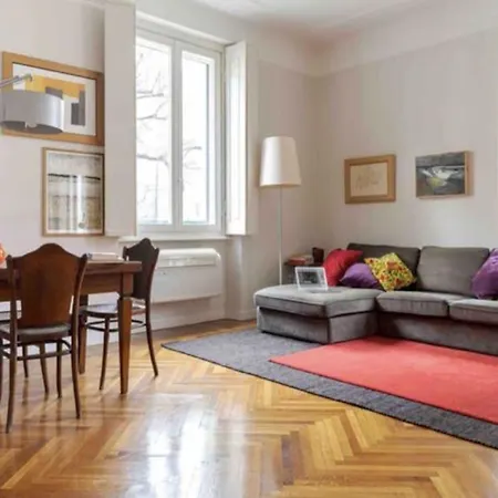 Best Apart Paris Centre * Parigi